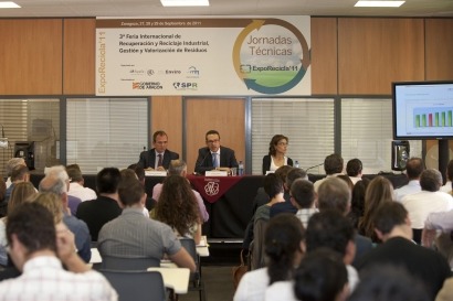 Ganaderos y cementeras  lamentan  la energía renovable que se desperdicia