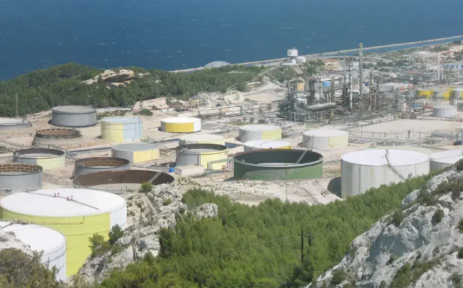 TotalEnergies Signs a Deal with Quatra to Secure Feedstock for its Biorefineries