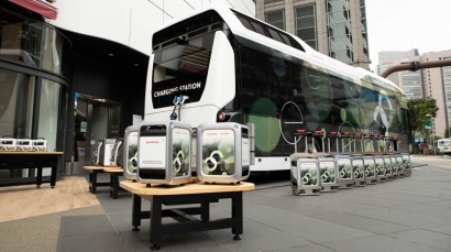 Toyota y Honda desarrollan un autobús-almacén de hidrógeno para suministrar energía en situaciones de emergencia