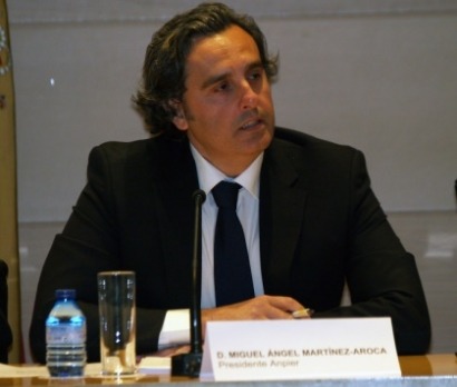 Miguel Ángel Martínez-Aroca renueva como presidente de Anpier