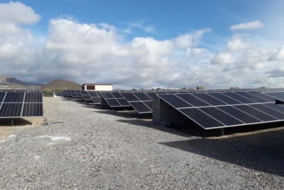 Aena refuerza su apuesta por el autoconsumo de energía solar en otro aeropuerto canario