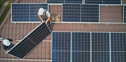 Un autoconsumo solar de 3 kilovatios ahorra en la factura de la luz 1.000 euros en un año
