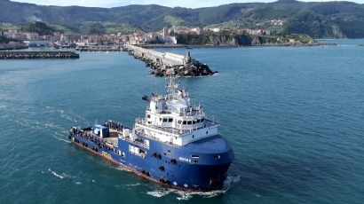  El primer buque que produce hidrógeno a bordo a partir de amoníaco, en el Golfo de Bizkaia 