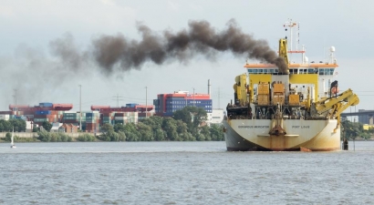 El combustible que emplean los barcos podrá contener 500 veces más azufre que el de los camiones