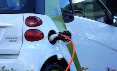 Polonia se compromete a tener un millón de vehículos eléctricos en sus calles y carreteras en 2025