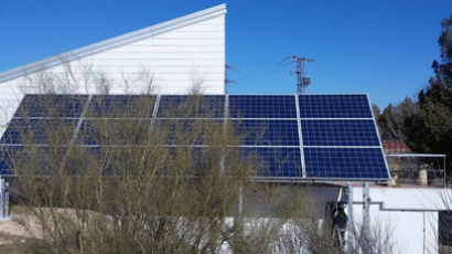 Paneles solares para ayudar a mujeres víctimas de maltrato