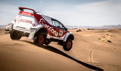 Acciona regresa al rally extremo con su vehículo EcoPowered cien por cien eléctrico