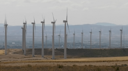 Ecoener hibrida eólica y baterías en Canarias