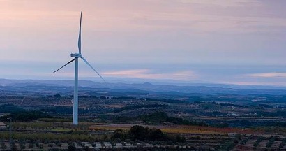 El sector eólico catalán pide aplicar urgentemente las recomendaciones del plan REPowerEU