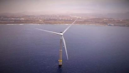 Espectacular vídeo del primer aerogenerador eólico marino español