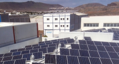 El Gobierno de Canarias subvencionará el autoconsumo solar y eólico en instalaciones públicas