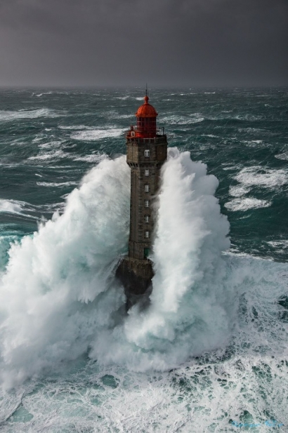 Cantabria ahonda en la I+D de la tecnología de aprovechamiento de la energía de las olas