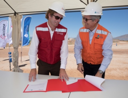 Acciona firma contrato para suministrar electricidad con base renovable a Aguas Chañar