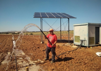 Bombeo solar: Extremadura subvenciona con hasta 800.000 euros por beneficiario obras de mejora de los regadíos