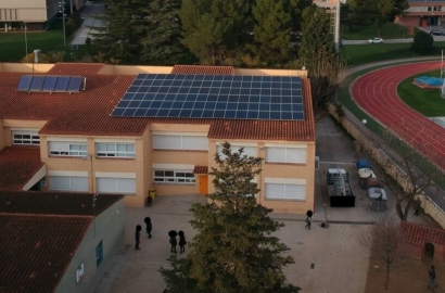 La geotermia reduce en un 60% el consumo de energía primaria en una escuela de Sant Cugat