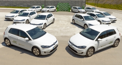 Iberdrola añade a su flota medio centenar de Volkswagen Golf 100% eléctricos