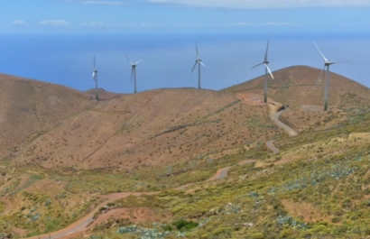 Canarias apuesta por el gas y el bombeo en su estrategia energética 2025