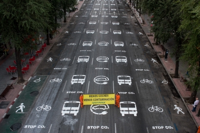 La puerta de salida del coronavirus es una ciudad de peatones, ciclistas y autobuses