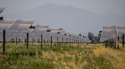 Alianza hispano china para ejecutar el mayor megaparque solar con sistema de almacenamiento del mundo