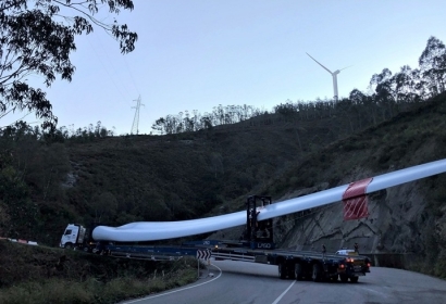 Iberdrola emprende en la montaña asturiana la instalación de los 130 megavatios de potencia eólica que va a repartir en cuatro parques