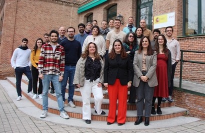 Buscando el material que produce energía solar y frío a la vez