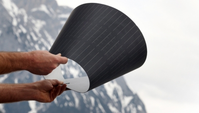 La fotovoltaica que viene: láminas flexibles para instalar en edificios, vehículos, muebles...