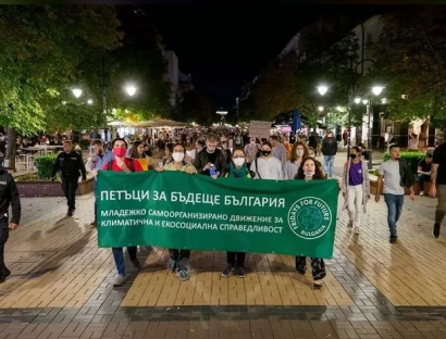 Fridays for Future pide a la gente hacer todo lo posible para proteger el clima