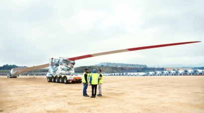 Las palas de aerogenerador más grandes jamás construidas en España miden tanto como un edificio de 25 pisos
