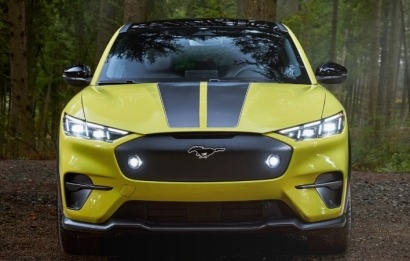 Ford adelanta a Tesla con un Mustang eléctrico que se pone a 100 en 3,3 segundos y cuesta 37.000 euros