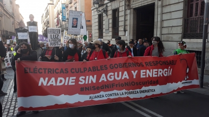 Primera gran manifestación contra las subidas de la luz celebrada en Madrid