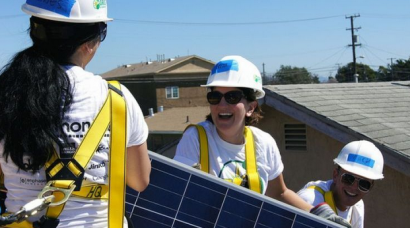 El empleo femenino fotovoltaico: 58% administrativas y 17% altos cargos