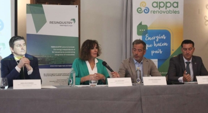 El Gobierno extremeño anima a empresas e industrias a implementar el autoconsumo para ganar en competitividad