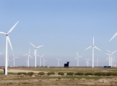 El Gobierno de Aragón está tramitando 4.000 megavatios eólicos y 650 fotovoltaicos