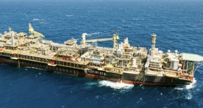 La brasileña Petrobras lanza una licitación para descarbonizar el transporte marítimo