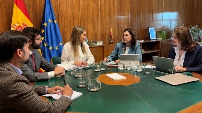 El Gobierno anuncia que cursará por escrito nuevas peticiones de información a las eléctricas