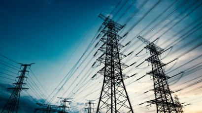 Las medidas del Gobierno impulsarán una bajada del precio de la electricidad de entre el 5% y el 6%