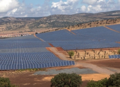 El Sabadell dice sí a la financiación del primer parque solar fotovoltaico sin PPA de España