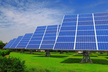 La "ultraconcentración" de la propiedad de plantas fotovoltaicas apenas deja beneficios en España