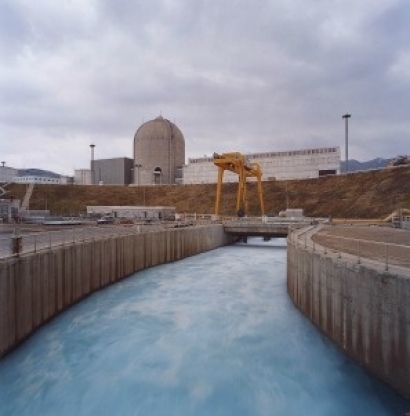 Una fuga en el sistema de refrigeración obliga a parar la central nuclear de Vandellós