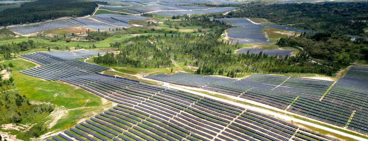 La española Aldesa firma el mayor parque solar de Portugal La española Aldesa firma el mayor parque solar de Portugal