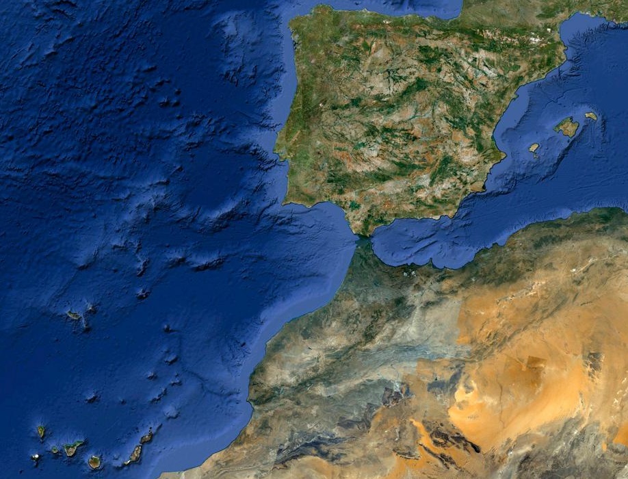 España incrementa sus exportaciones de electricidad en casi un 85%