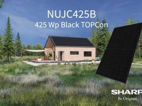 Sharp lanza su panel solar negro más potente