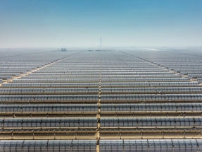 Abengoa finaliza la construcción de tres campos solares en el complejo termosolar más grande del mundo