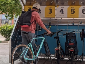 Adif instalará aparcamientos seguros para bicicletas en 42 estaciones