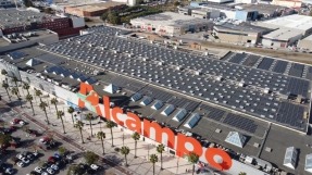 Alcampo y Helexia ponen en marcha dos nuevas plantas fotovoltaicas en Sevilla y Barcelona con 1.632 kW