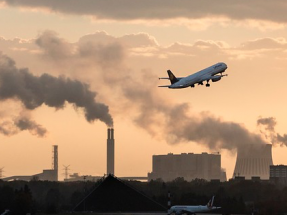 La aviación duplica sus emisiones de CO2 en el 2022