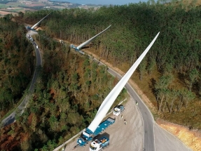 ¿Cómo transportar una pala de 65 metros para llevarla hasta el parque eólico más intrincado?