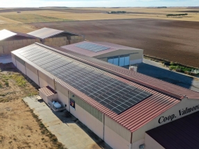 Otra cooperativa del campo que pone en marcha una instalación de producción de energía solar para autoconsumo