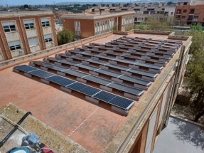 Cuerva instala más de 4.000 módulos fotovoltaicos en 20 institutos de la Comunidad Valenciana