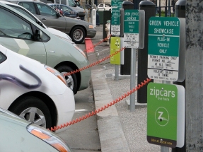 Study Shows Consumers See Huge Difference in Plug-In Hybrid vs. Battery-Electric Vehicles